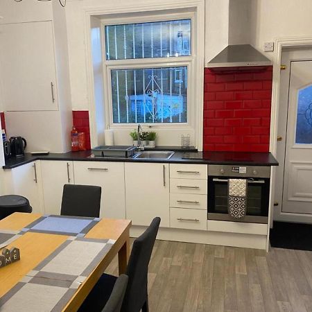 St Pauls Rd - Townhouse Accommodation 브래드퍼드 외부 사진