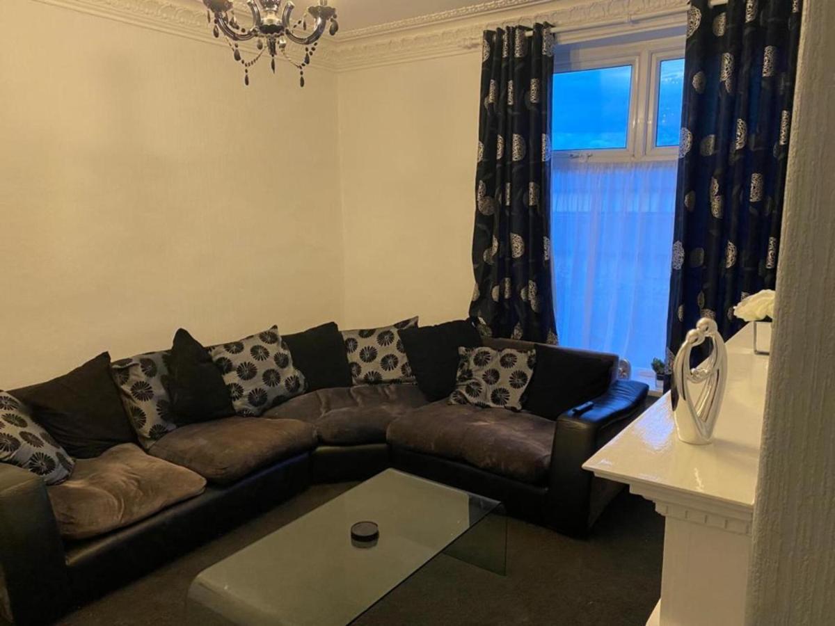 St Pauls Rd - Townhouse Accommodation 브래드퍼드 외부 사진